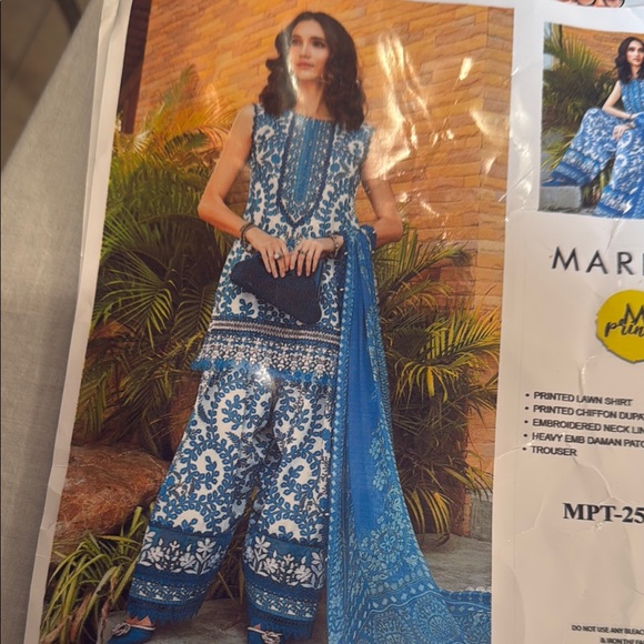 Elegant Blue embroidered suit - Picture 1 of 2